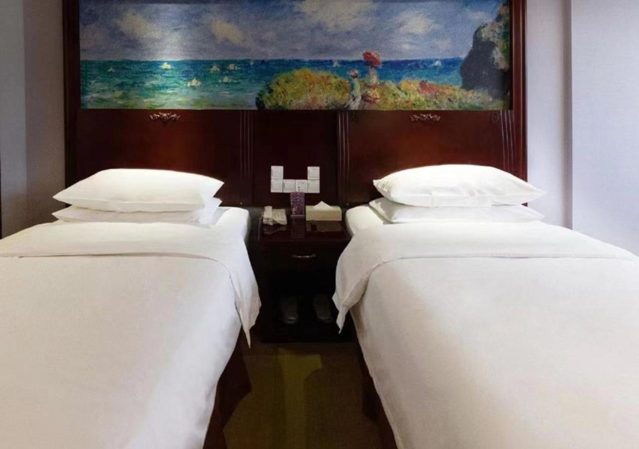 Vienna International - Jiaotong Humin Road 3* Shanghai